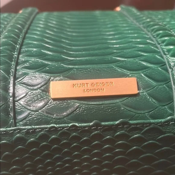 New Unused Kurt Geiger Green Crocodile-Embossed Handbag - Picture 3 of 8
